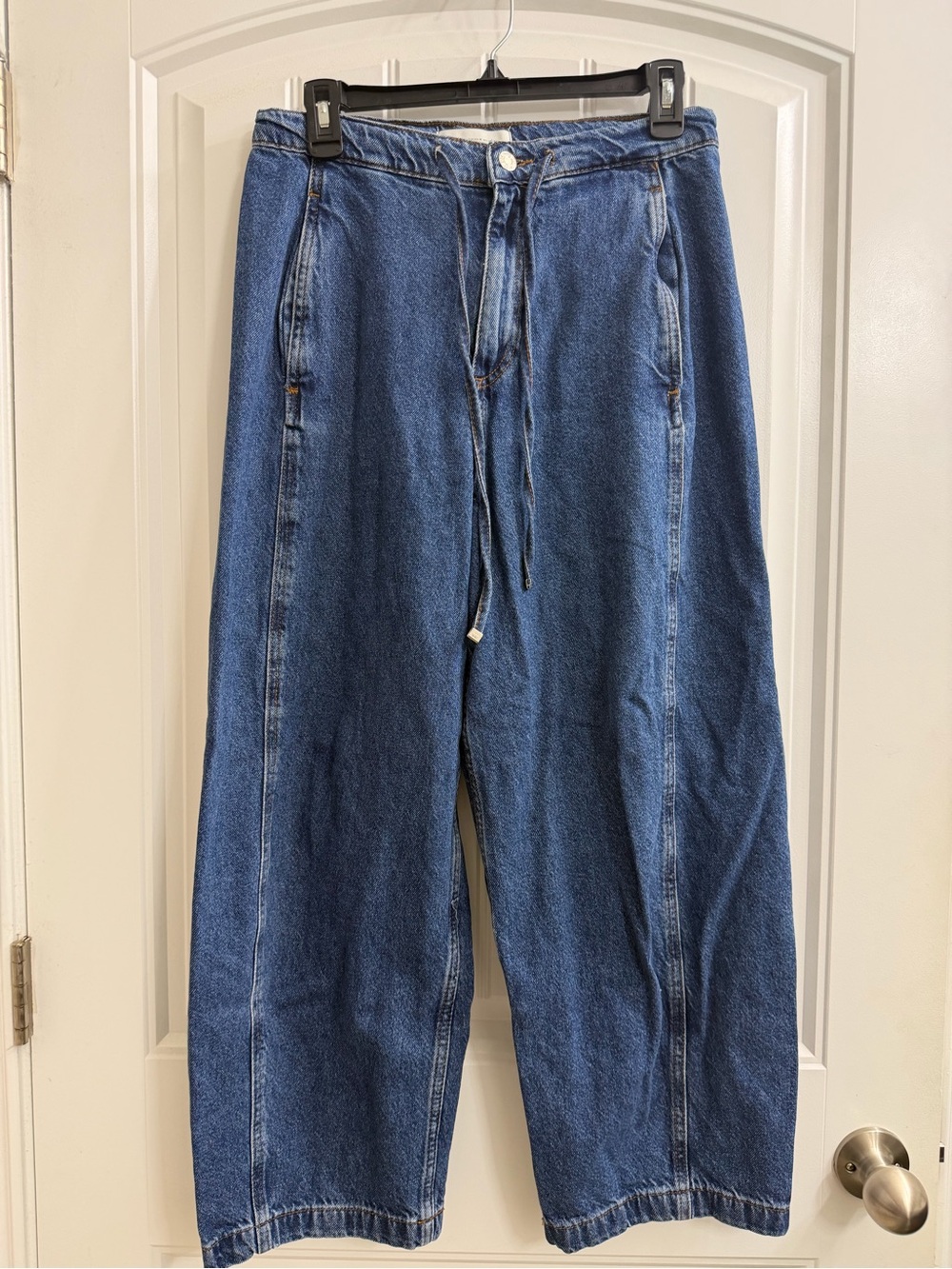 Zara women’s size M Indigo Relaxed Drawstring Jeans